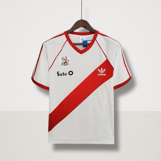 Camiseta River 86